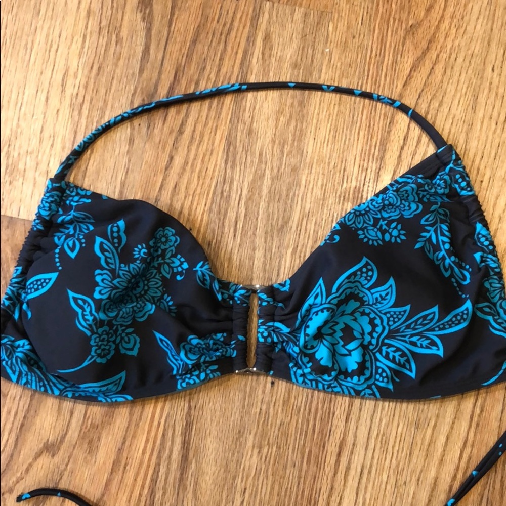 Large old navy bikini top